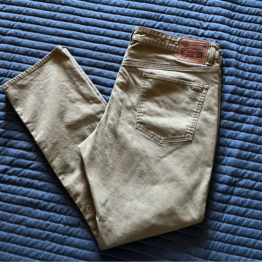 VOLCOM ‘Vorta’ Slim Straight Men's Jeans